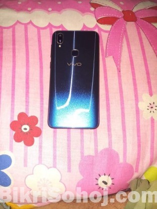 Vivo V11i 6\64 New Condition